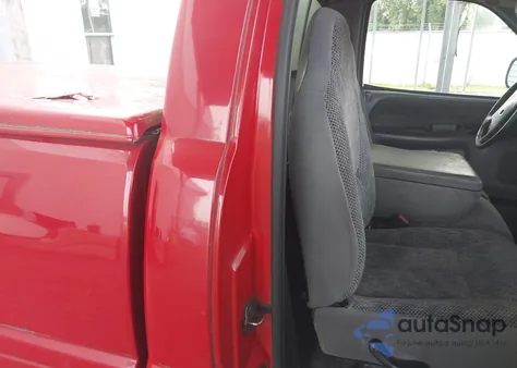 1998 Dodge Ram 1500 St из США, поврежденный, VIN 1B7HC16ZXWS669847